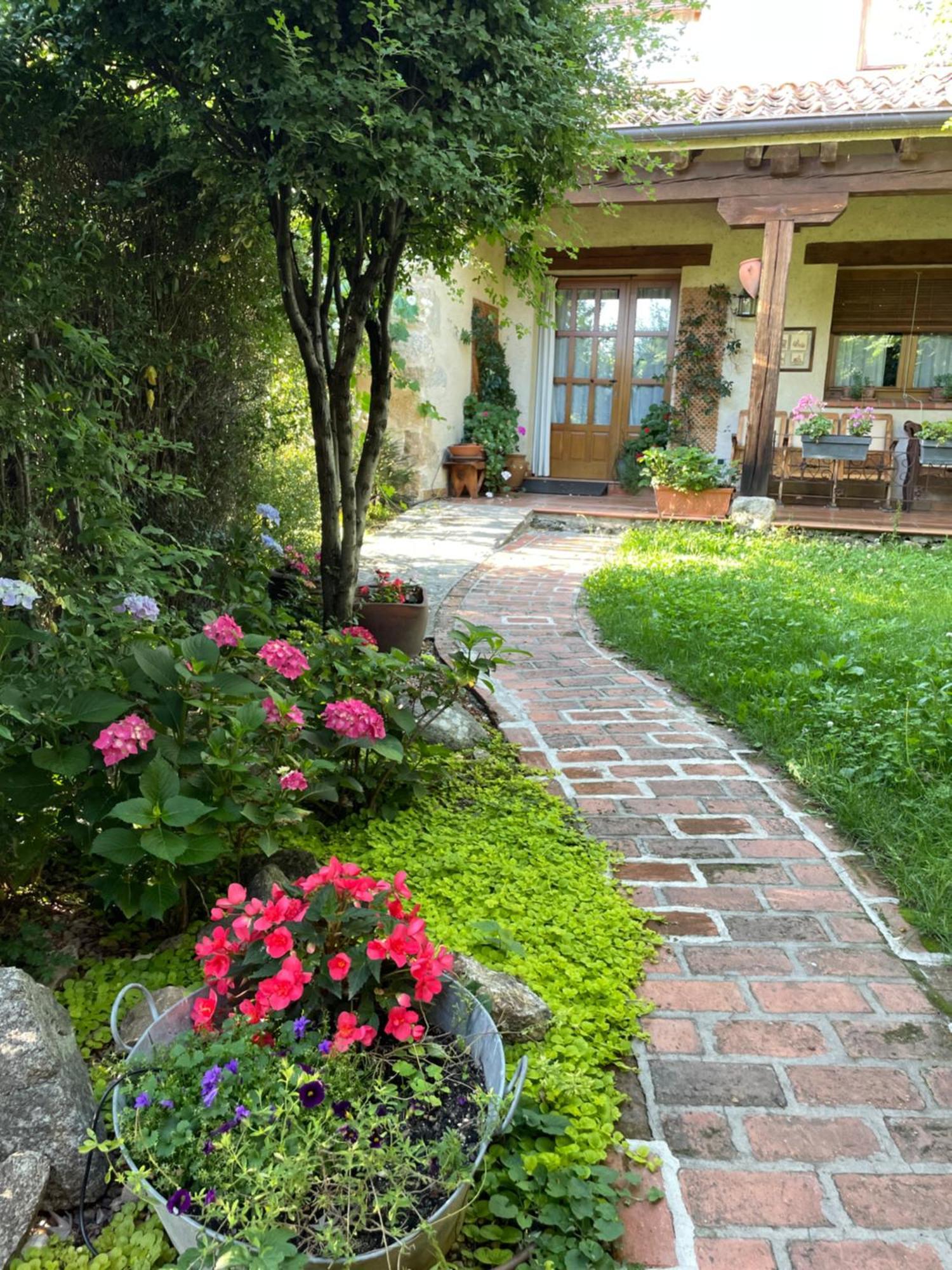 Agroturismo El Mirador de la Cigüeña Cabanillas del Monte Exterior foto